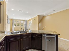 252 Sullivan Way, Hayward CA 94541