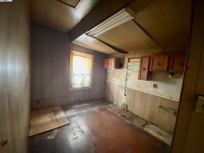 549 Pacific Ave, Alameda CA 94501