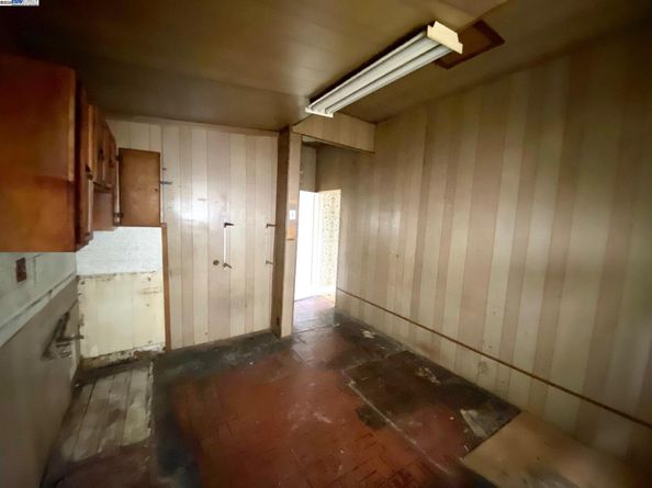 549 Pacific Ave, Alameda CA 94501