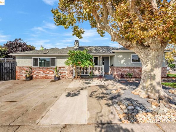 1401 Via Coralla, San Lorenzo CA 94580