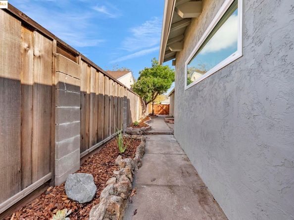 1401 Via Coralla, San Lorenzo CA 94580