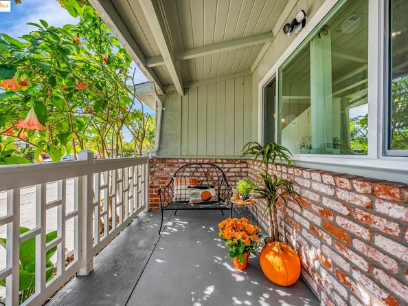 1401 Via Coralla, San Lorenzo CA 94580