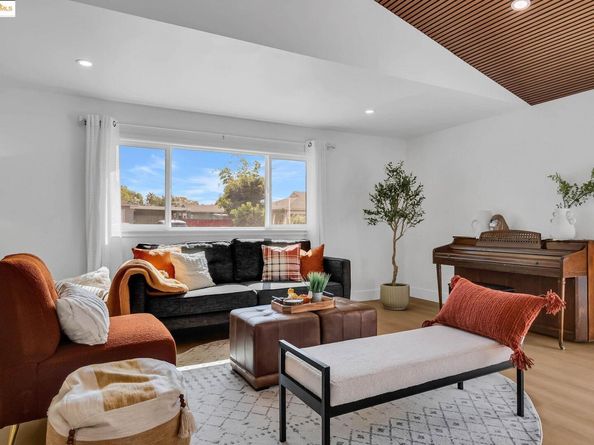 1401 Via Coralla, San Lorenzo CA 94580