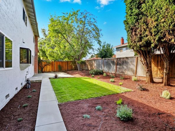79 Park Sharon Dr, San Jose CA 95136