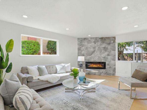 79 Park Sharon Dr, San Jose CA 95136