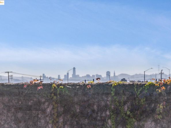 5429 Van Fleet Ave, Richmond CA 94804