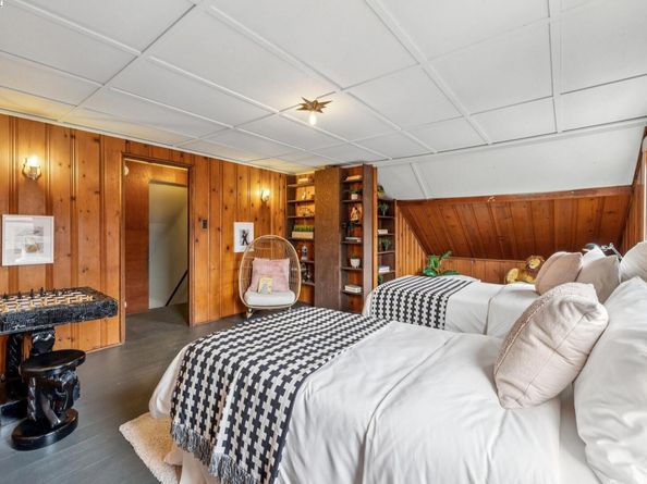 3029 Thompson Avenue, Alameda CA 94501