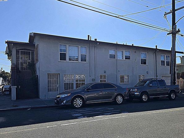 1656 33rd Ave, Oakland CA 94601