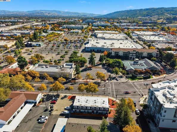 7595 Amador Valley Blvd, Dublin CA 94568