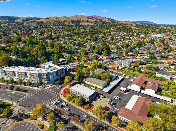 7595 Amador Valley Blvd, Dublin CA 94568