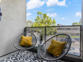 1235 Hampel St., Oakland CA 94602