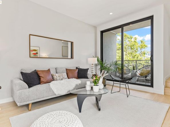 1235 Hampel St., Oakland CA 94602