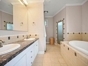 799 Moraga Rd, Lafayette CA 94549