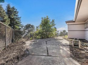 13460 Skyline Blvd, Oakland CA 94619