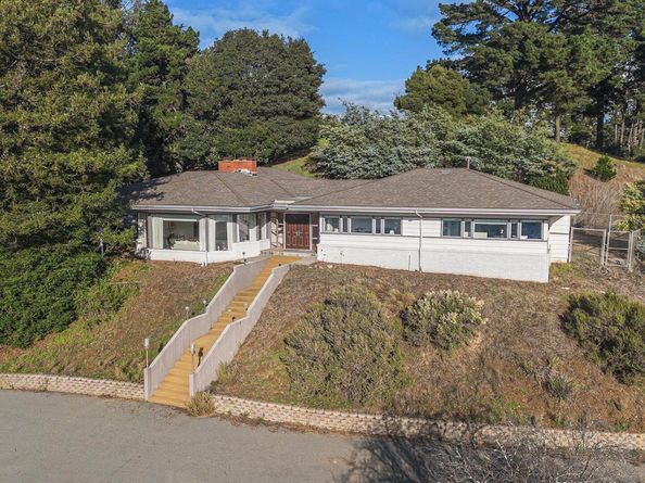 13460 Skyline Blvd, Oakland CA 94619