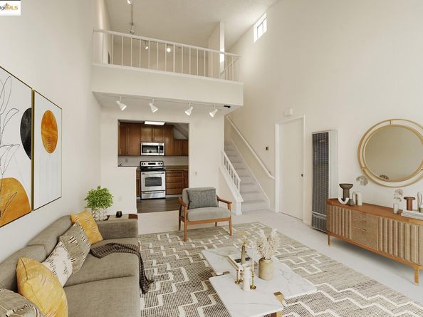 44 Glenwood, Hercules CA 94547