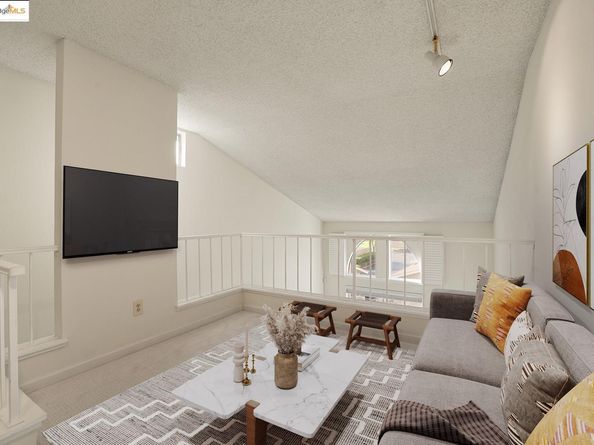 44 Glenwood, Hercules CA 94547