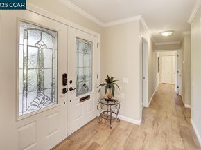 2424 Tice Creek Dr. 2, Walnut Creek CA 94595