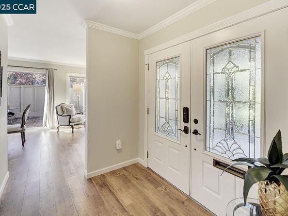 2424 Tice Creek Dr. 2, Walnut Creek CA 94595