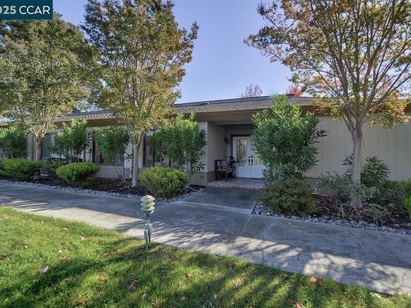 2424 Tice Creek Dr. 2, Walnut Creek CA 94595