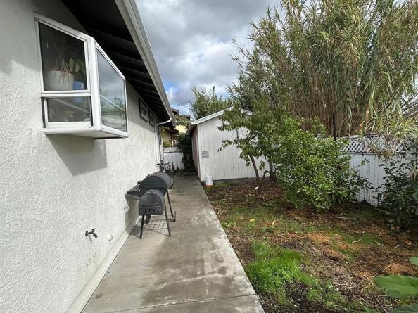 1712 73Rd Ave, Oakland CA 94621