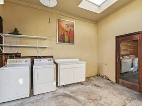 3412 Magnolia St, Oakland CA 94608