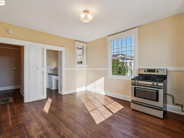 3412 Magnolia St, Oakland CA 94608