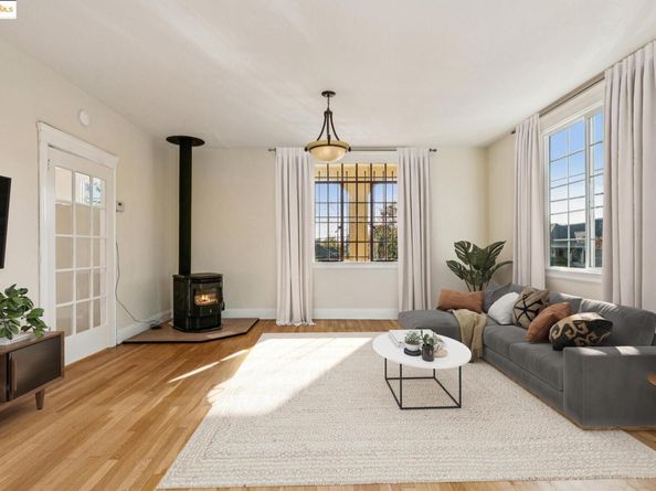 3412 Magnolia St, Oakland CA 94608