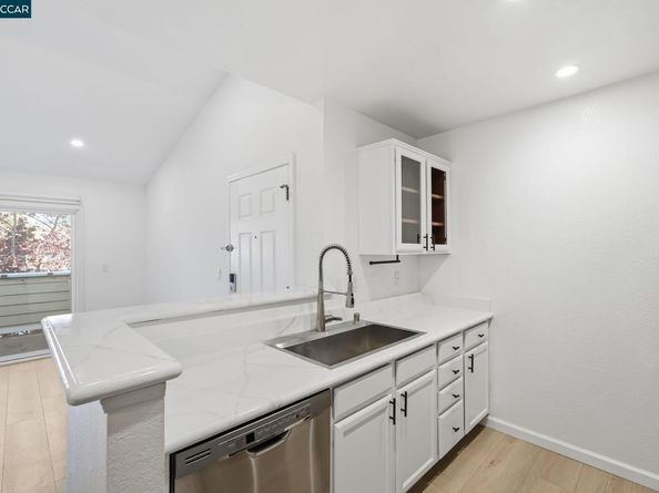 130 Reflections Dr 28, San Ramon CA 94583