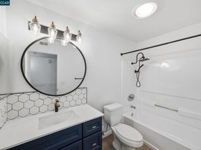 130 Reflections Dr 28, San Ramon CA 94583