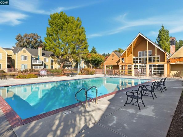 130 Reflections Dr 28, San Ramon CA 94583