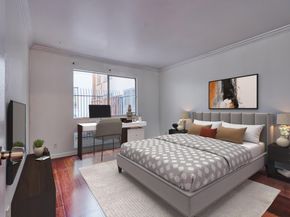 151 Lakeside Dr 213, Oakland CA 94612