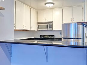 151 Lakeside Dr 213, Oakland CA 94612