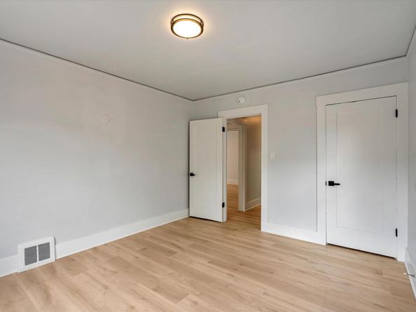 863 40th, Oakland CA 94608