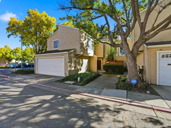 93 Cassia Dr, Hayward CA 94544