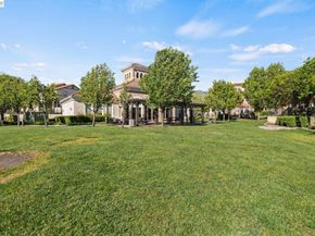 49002 Cinnamon Ferm Common 507, Fremont CA 94539