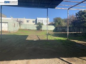 1278 Thomas Ave, San Francisco CA 94124