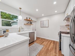 3056 Roxbury Avenue, Oakland CA 94605