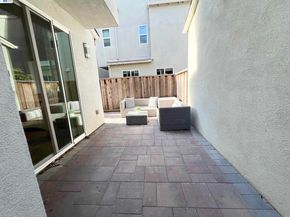 8553 Schooner Way, Newark CA 94560