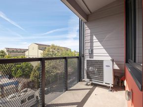 1545 32nd St 314, Oakland CA 94608