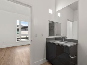 1545 32nd St 314, Oakland CA 94608