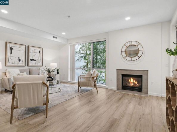 1655 N California Blvd. 242, Walnut Creek CA 94596