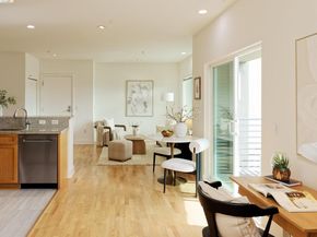 371 30th Street 404, Oakland CA 94609