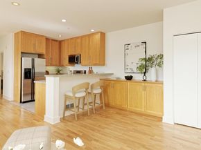 371 30th Street 404, Oakland CA 94609