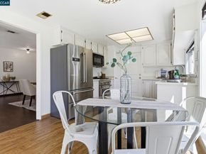 2359 Platt Dr, Martinez CA 94553