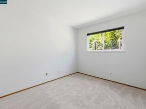 2359 Platt Dr, Martinez CA 94553