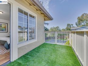21917 Nugget Canyon Dr, Castro Valley CA 94552