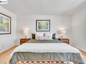 21917 Nugget Canyon Dr, Castro Valley CA 94552