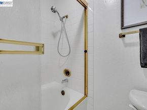 21917 Nugget Canyon Dr, Castro Valley CA 94552