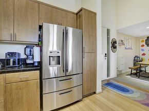 3090 Glascock St 405, Oakland CA 94601